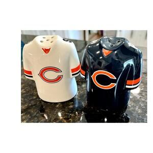 Chicago Bears Jersey Salt & Pepper Ceramic Shakers 2009